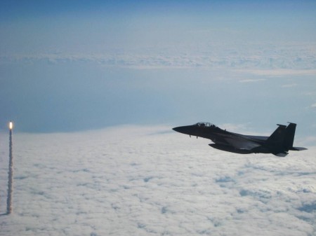 F15